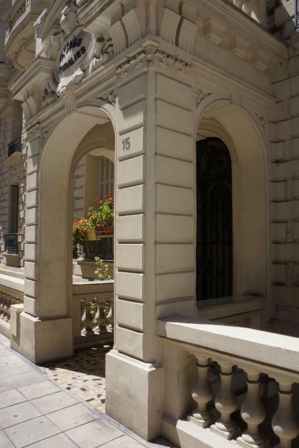 Adorable Apartment In Nice Downtown ภายนอก รูปภาพ