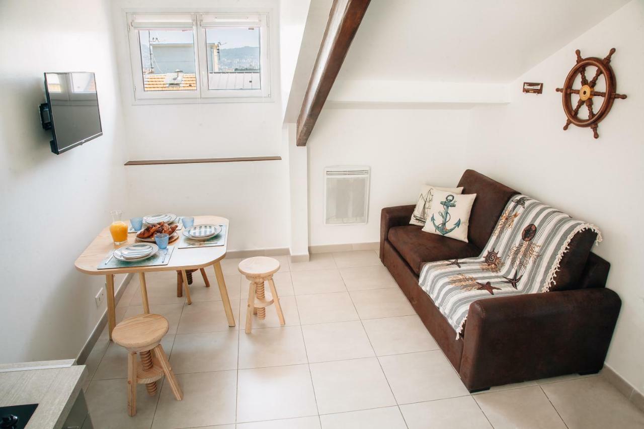 Adorable Apartment In Nice Downtown ภายนอก รูปภาพ