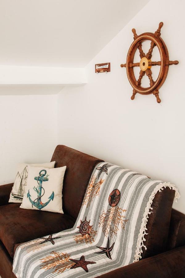 Adorable Apartment In Nice Downtown ภายนอก รูปภาพ