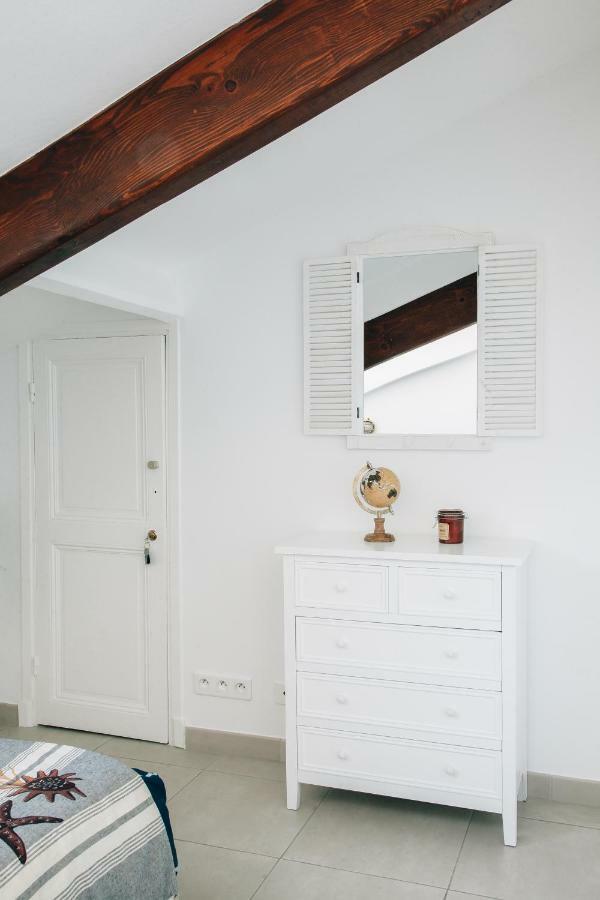 Adorable Apartment In Nice Downtown ภายนอก รูปภาพ